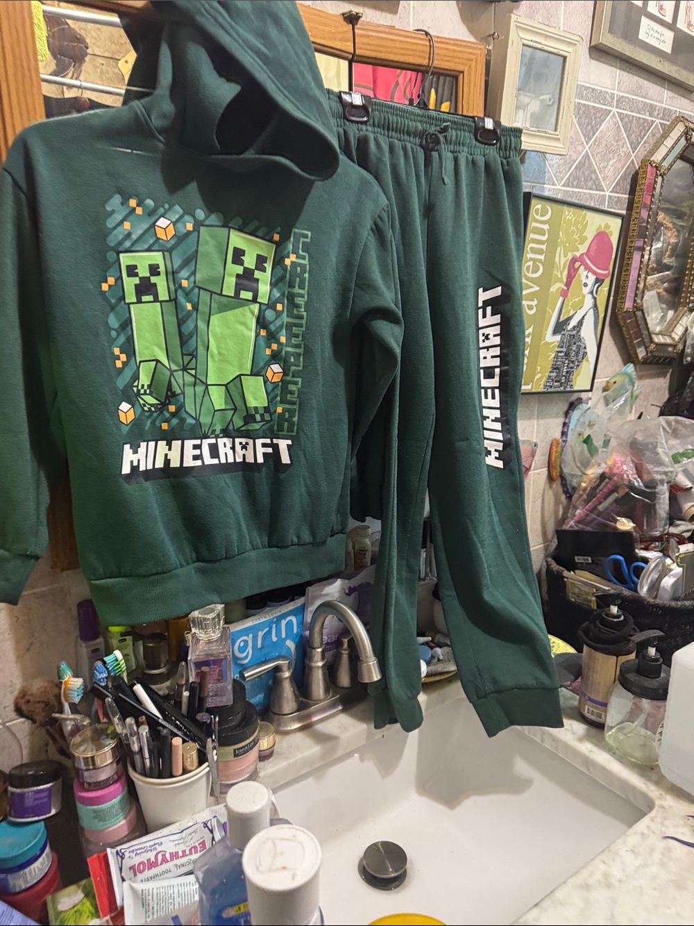 Minecraft jogging suit